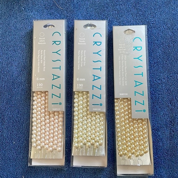 Assorted crafting pearls, new - Picture 5 of 5